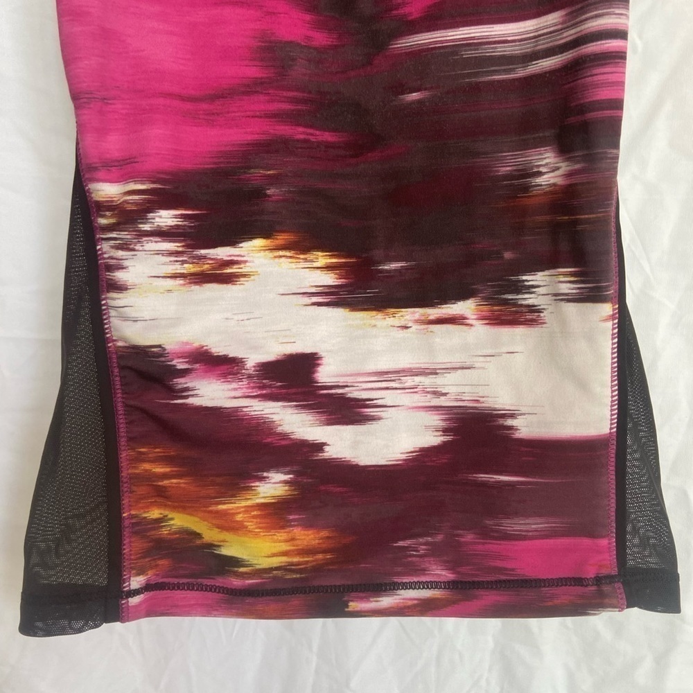 LULULEMON Racerback Tank Mesh Back Size 2 - Picture 6 of 9